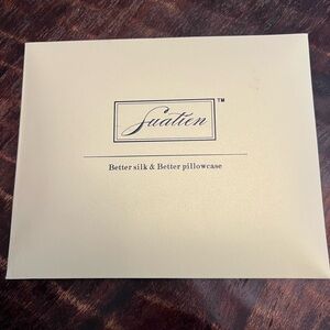 NWT SUATIEN SILK PILLOWCASE